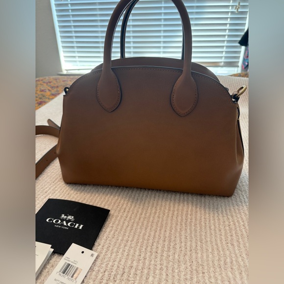 NWOT Coach Soft Empire Carryall Bag 28 Brass/Honey Brown - Picture 2 of 4